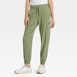 NWT All in Motion Cargo Joggers
